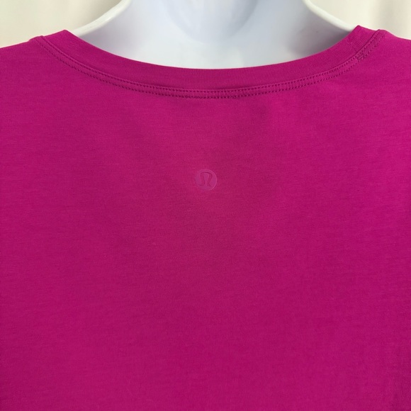 Lululemon Pink Cropped Tee Size X-Large - Picture 7 of 10